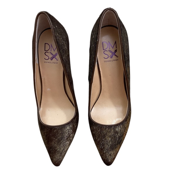 DMSX Donald J Pliner TNeal Brown Fur Pointed Toe Heels - Picture 2 of 6